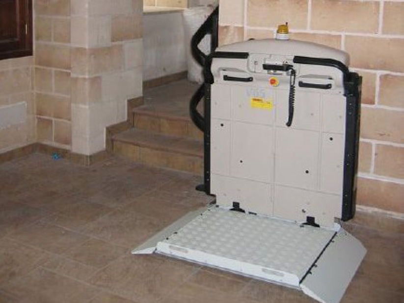 V70 RECTΑ - Plataforma Elevadora Vertical